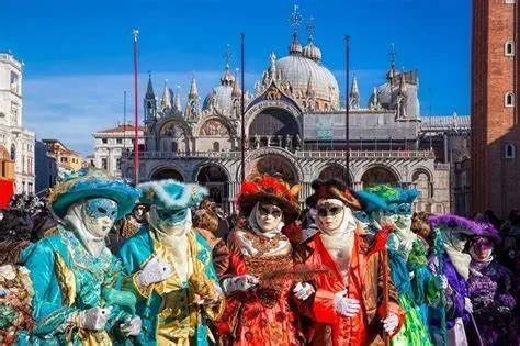 Festival Hóa Trang Nổi Bật Nhất