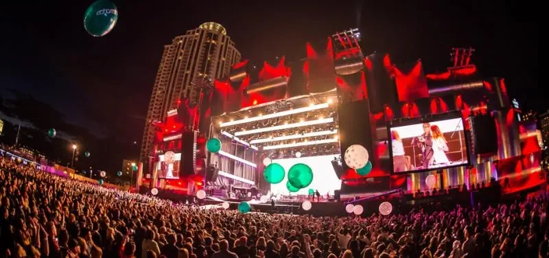 Festival Nhạc Rock Hoành Tráng Nhất Thế Giới